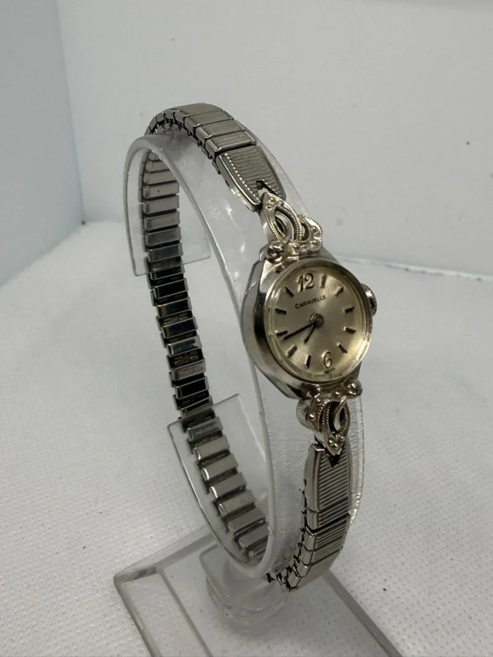 Vintage Caravelle by Bulova Women's Manual Wind Watch Cream Dial 10K RGP
